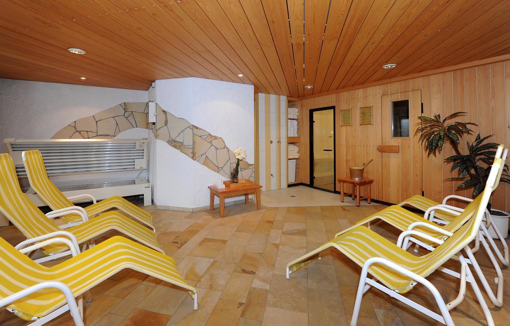 Haus Alpina Hotel Au (Vorarlberg) Exterior photo